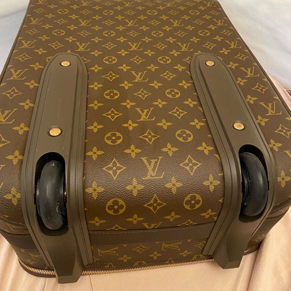 Authentic Louis Vuitton pegase 55 monogram carry on monogram - Picture 8 of 11